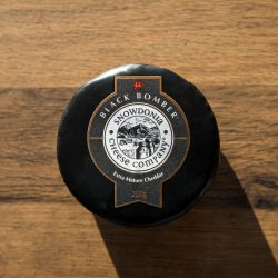 Snowdonia Black Bomber Cheese 200g